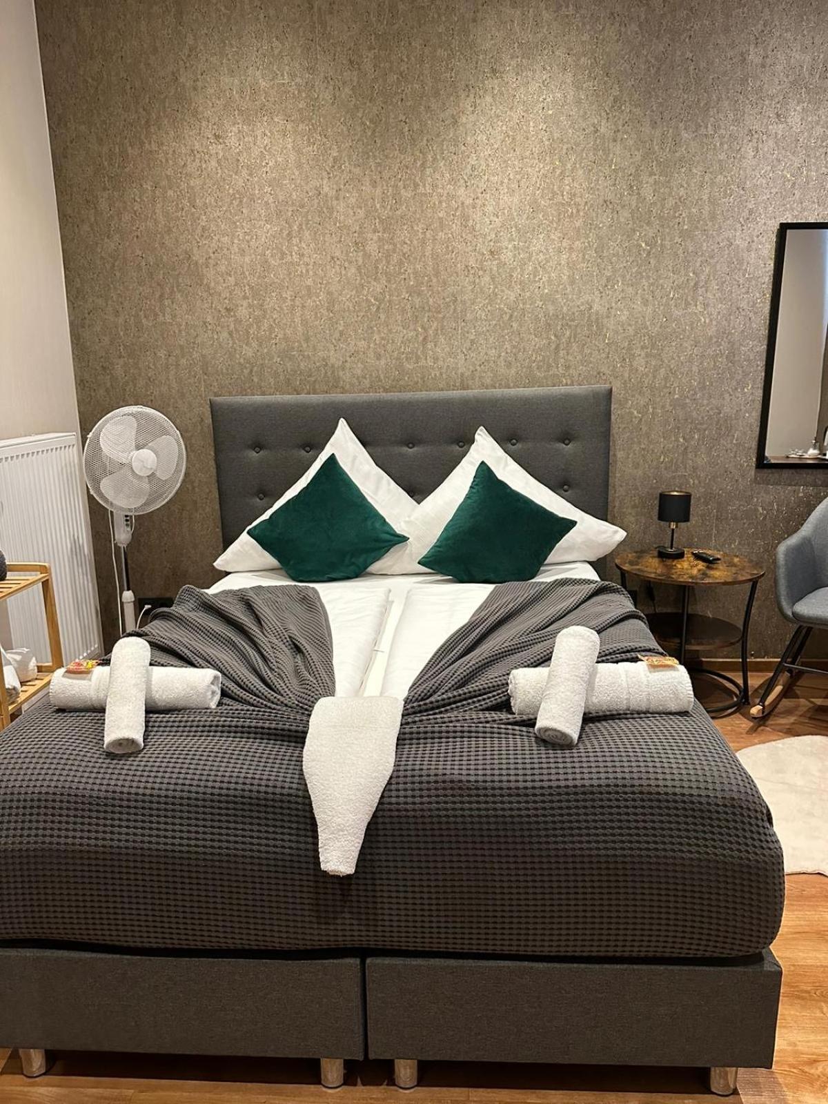 Relax Apartment ดุยส์บูร์ก ภายนอก รูปภาพ
